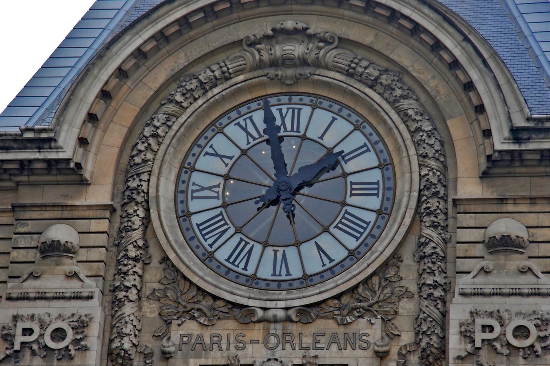 Paris Clock